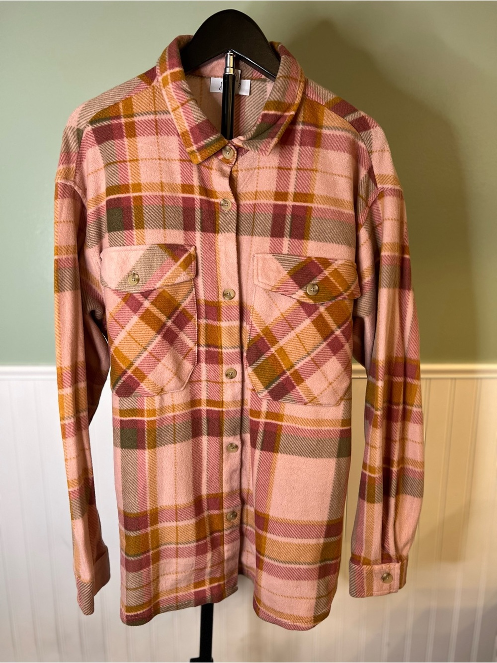 Like New- Just Polly Pink Plaid Button-Up Fleece Shacket. Size XL